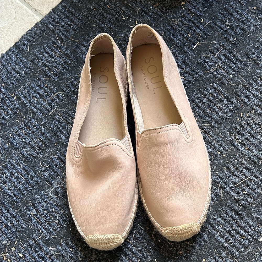NEW Naturalizer Leather Beige Espadrilles